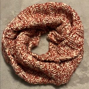 Infinity scarf